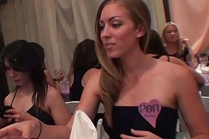 女人的性满足hd高清3